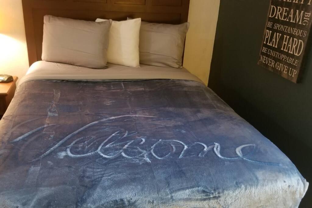 Osu 2 Queen Beds Hotel Room 117 Wi-Fi Stillwater Extérieur photo